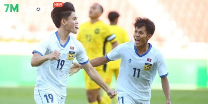 U22 Lào bất ngờ có được lợi thế dẫn bàn từ rất sớm